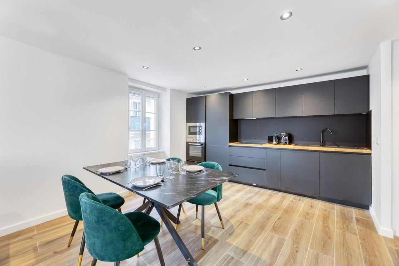 Appartement Hyper Centre Evian - Cote Theatre エクステリア 写真