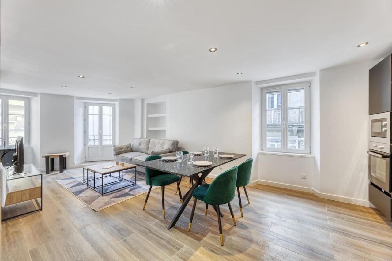 Appartement Hyper Centre Evian - Cote Theatre エクステリア 写真