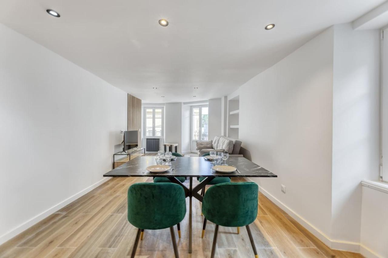 Appartement Hyper Centre Evian - Cote Theatre エクステリア 写真